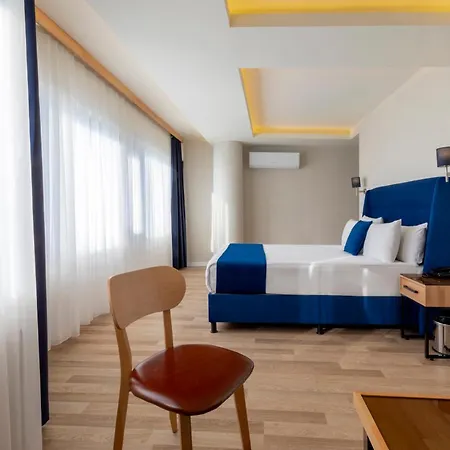 Union Karakoey Hotel