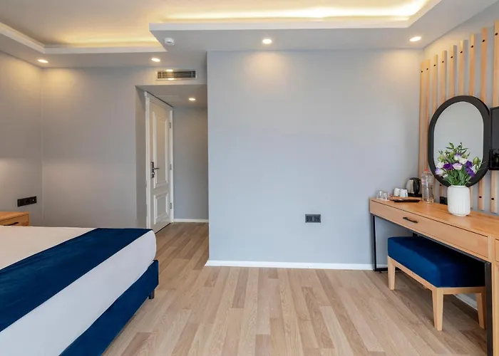 Union Karakoey Hotel